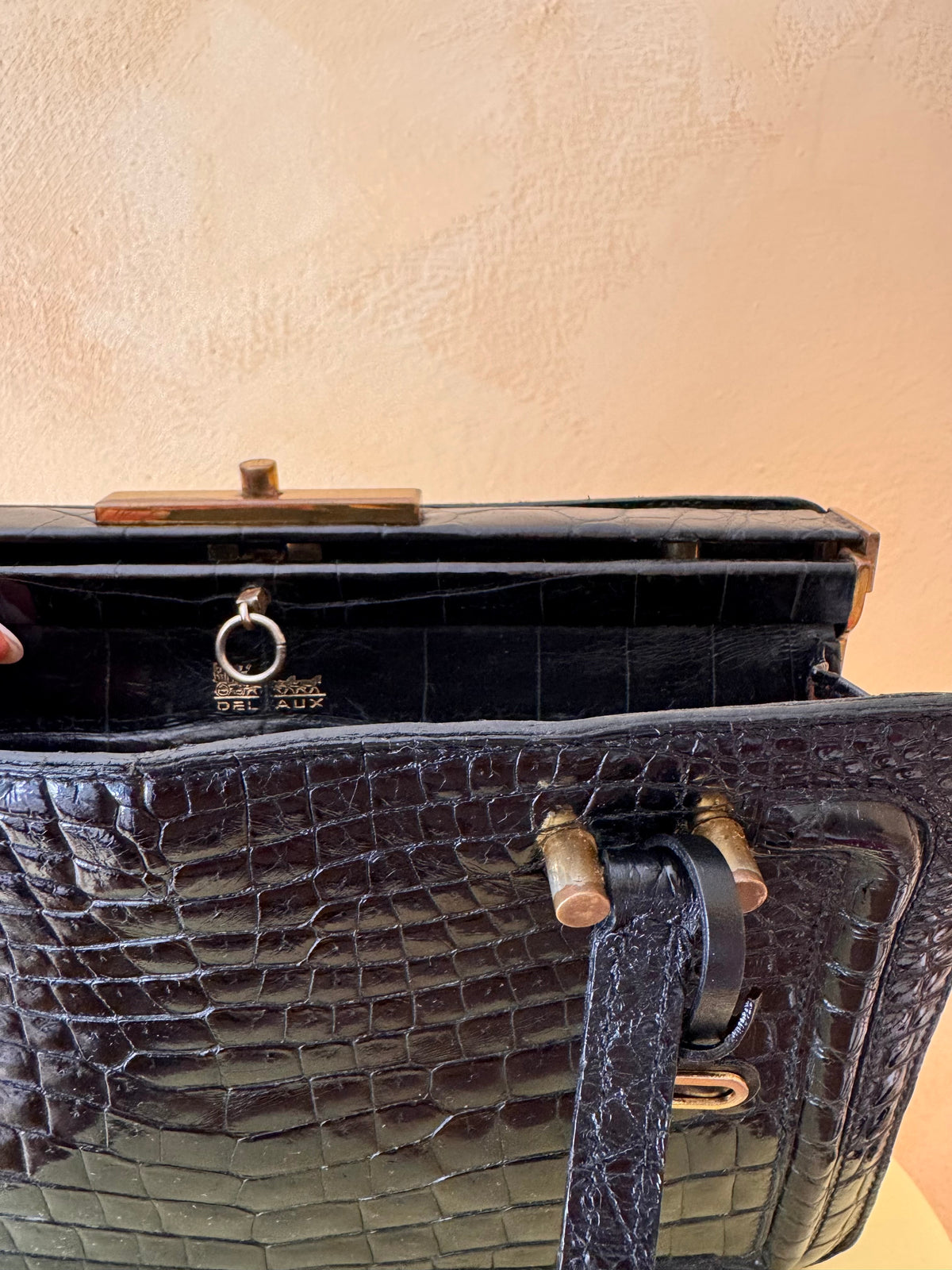 60’s Croco Top handle