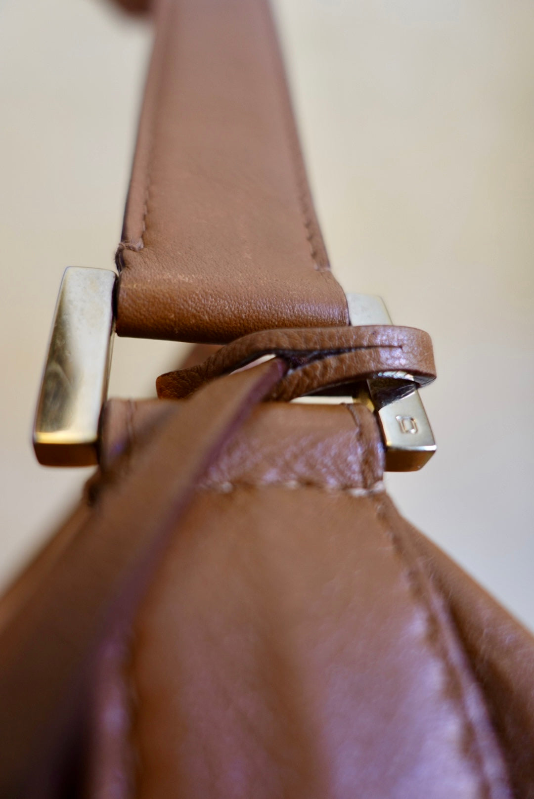 Every D Hobo Allure Cognac bicolor