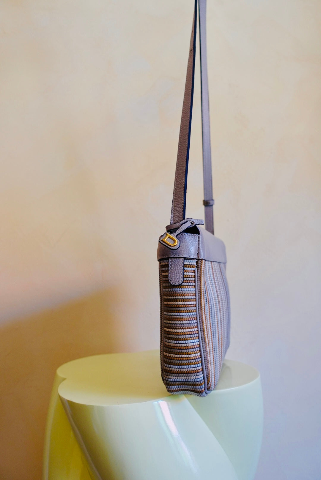 Beige tdc trunlock