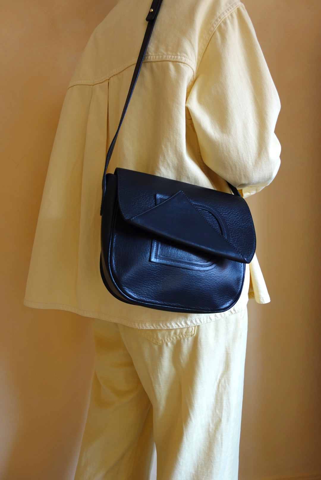 80's Crossbody Marine