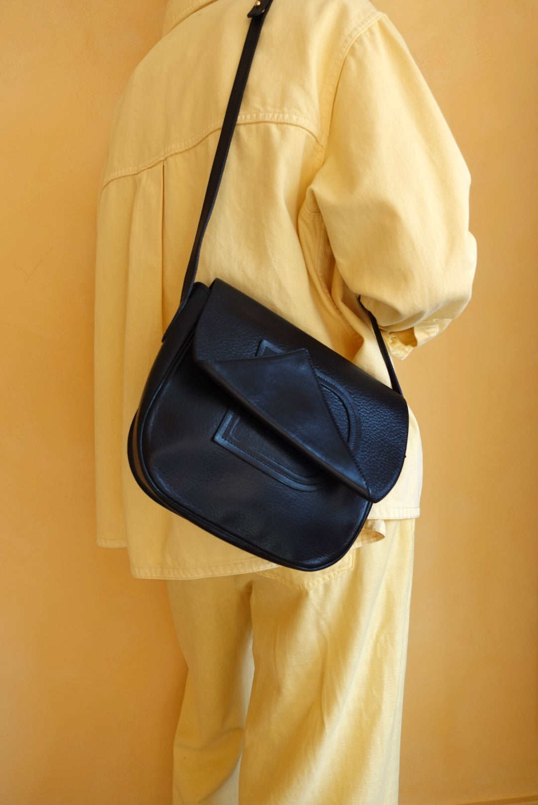 80's Crossbody Marine