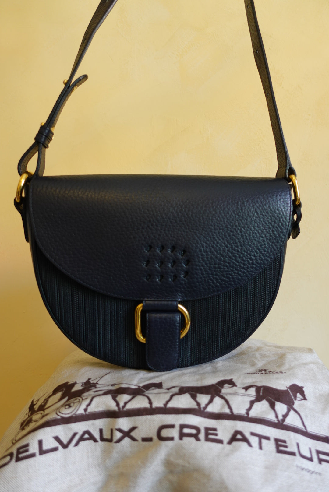 Marine tdc crossbody